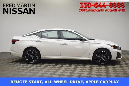 2025 Nissan Altima SR