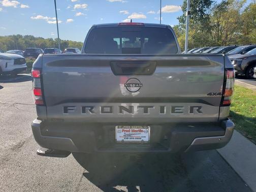 2026 Nissan Frontier SV