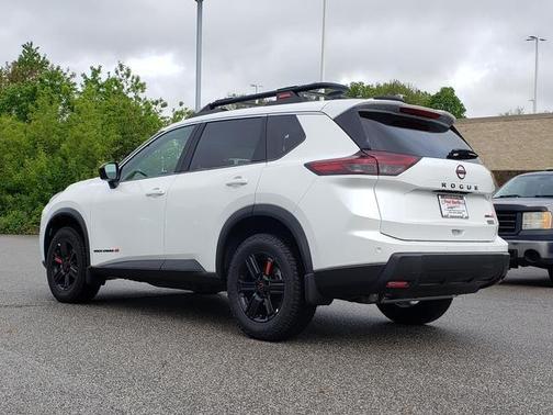 2025 Nissan Rogue Rock Creek