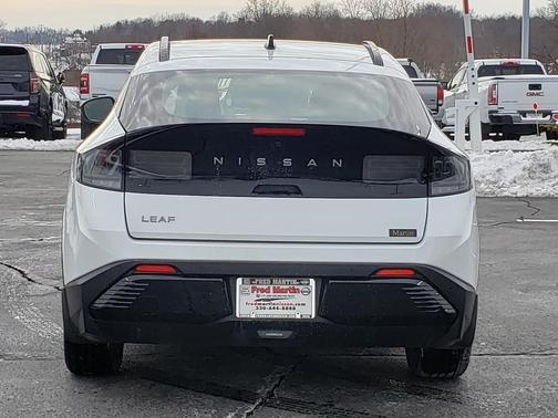 2026 Nissan Leaf PLAT+