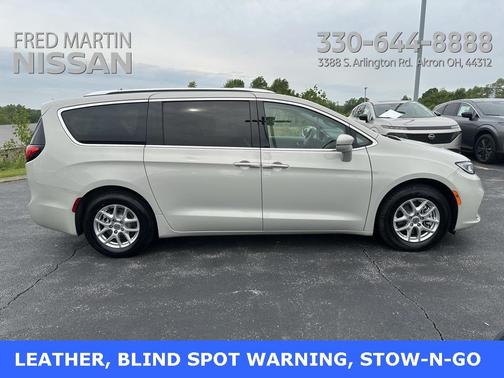 2021 Chrysler Pacifica Touring-L