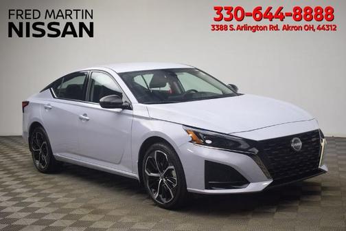 Gray Sky Pearl 2025 Nissan Altima SR