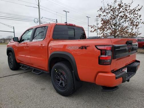 2025 Nissan Frontier PRO-4X