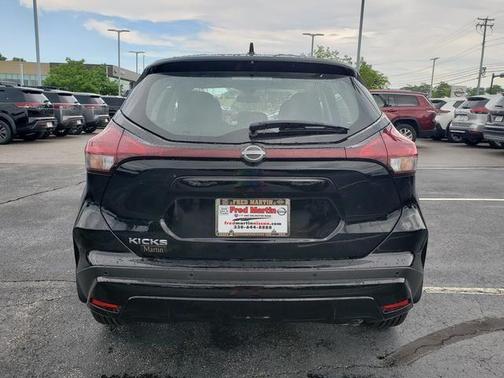 2025 Nissan Kicks Play S