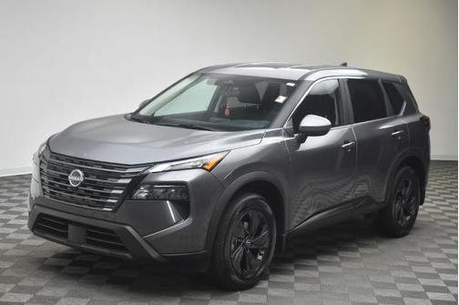 Gun Metallic 2026 Nissan Rogue SV