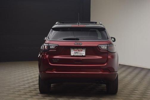 2022 Jeep Compass Altitude