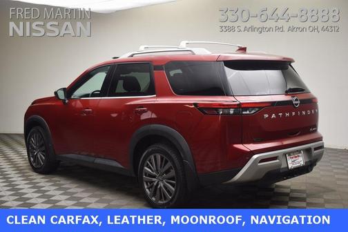 2023 Nissan Pathfinder SL