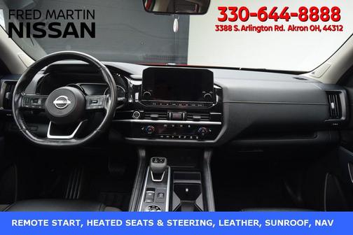 2023 Nissan Pathfinder SL
