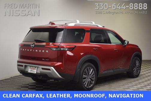 2023 Nissan Pathfinder SL