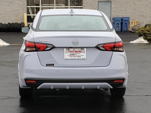 2025 Nissan Versa 1.6 SV