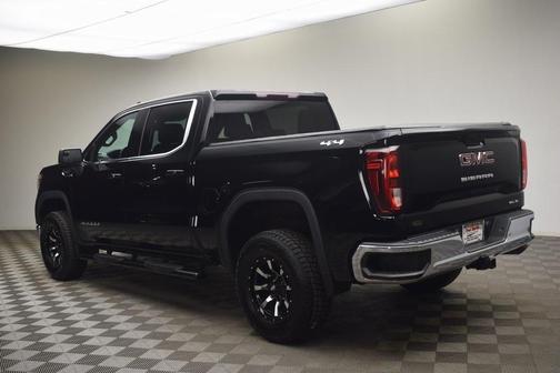 2020 GMC Sierra 1500 SLE