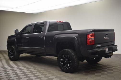 2015 GMC Sierra 2500 Denali