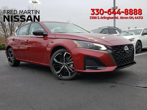 2025 Nissan Altima SR