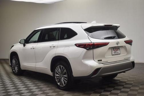 2020 Toyota Highlander Platinum