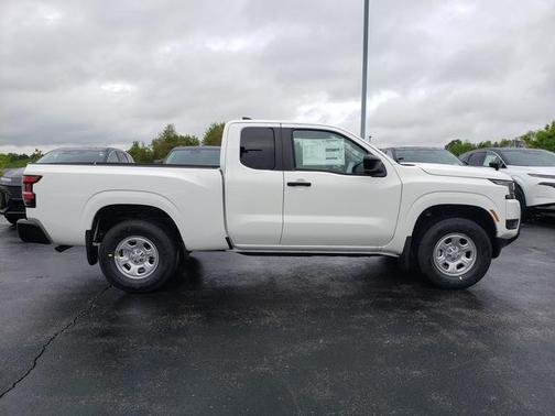 2025 Nissan Frontier S