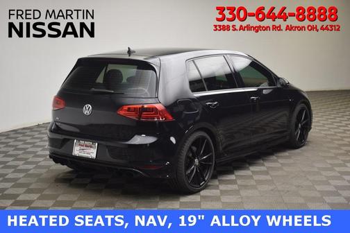 2016 Volkswagen Golf R 4-Door