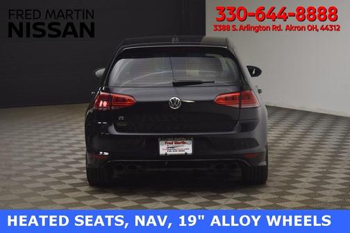 2016 Volkswagen Golf R 4-Door