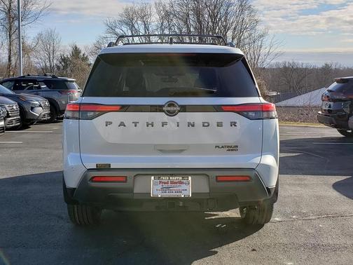 2026 Nissan Pathfinder Platinum