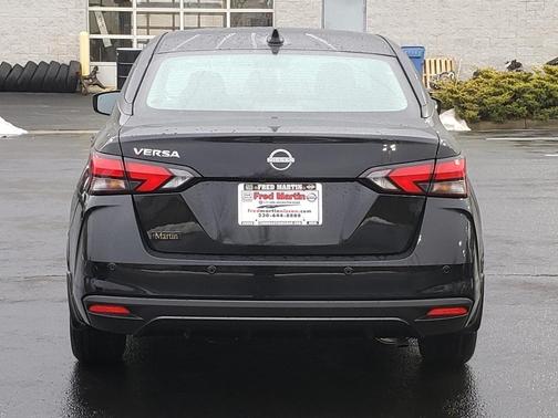 2025 Nissan Versa 1.6 SV