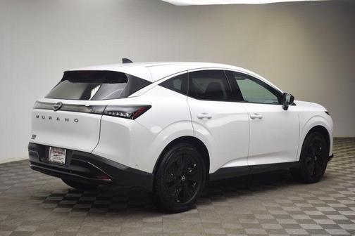 2025 Nissan Murano SV