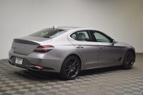 2024 Genesis G70 2.5T