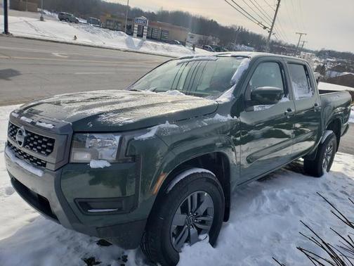 2025 Nissan Frontier SV