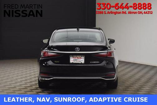 2020 Lexus ES 300h Luxury