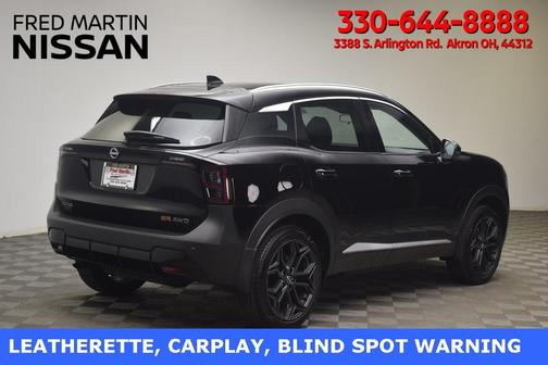 2025 Nissan Kicks SR