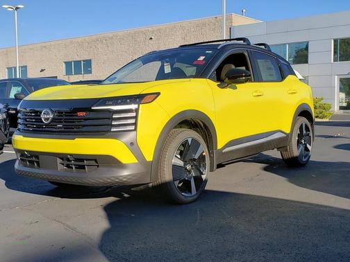 2026 Nissan Kicks SR