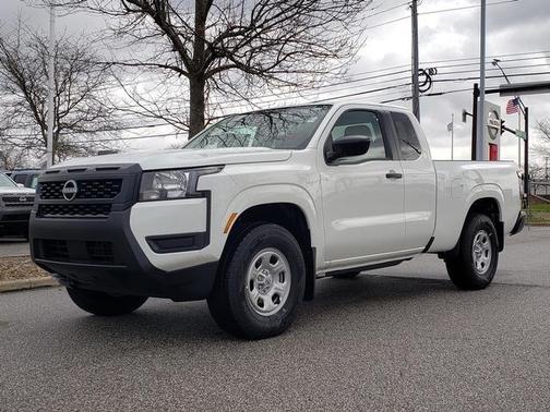 2025 Nissan Frontier S
