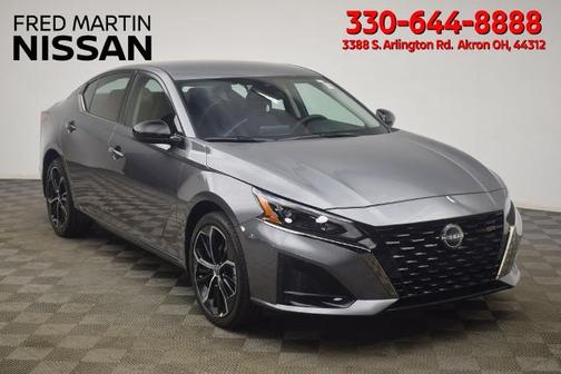 Gun Metallic 2025 Nissan Altima SR