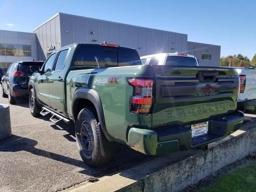 2025 Nissan Frontier PRO-4X