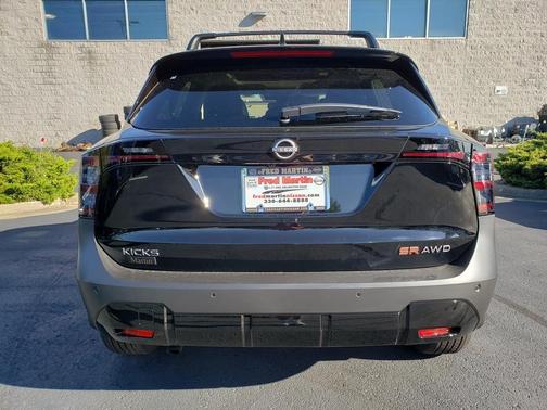 2026 Nissan Kicks SR