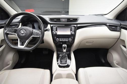 2018 Nissan Rogue Sport SL