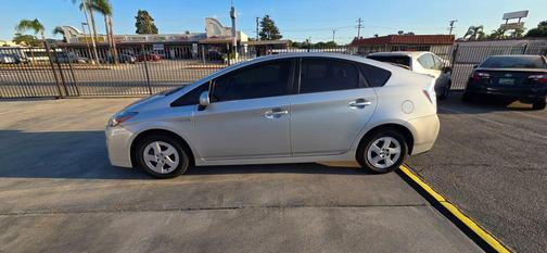 2010 Toyota Prius IV