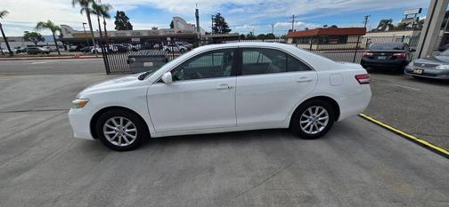 2011 Toyota Camry XLE