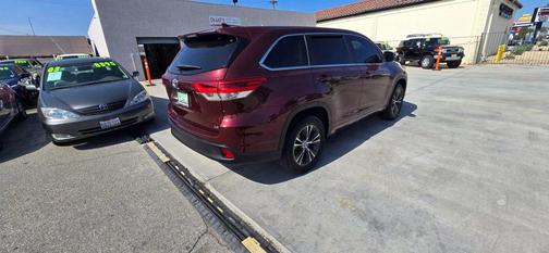 2018 Toyota Highlander LE Plus