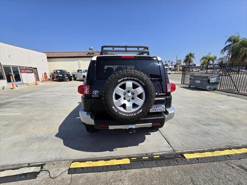 2007 Toyota FJ Cruiser Base