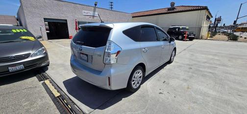 2012 Toyota Prius v Two