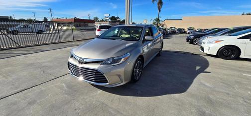 2017 Toyota Avalon XLE Plus