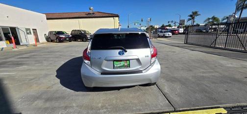 2016 Toyota Prius c One