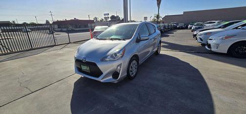 2016 Toyota Prius c One