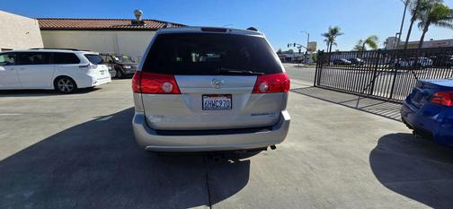 2009 Toyota Sienna XLE