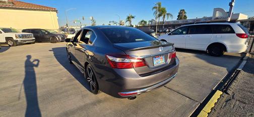 2017 Honda Accord Sport SE