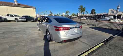 Silver 2014 Toyota Avalon XLE Premium