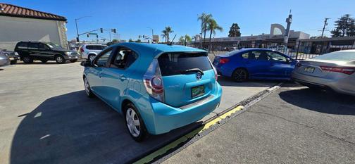 2014 Toyota Prius c Three