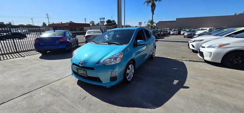 2014 Toyota Prius c Three