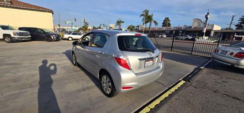 2013 Toyota Yaris LE
