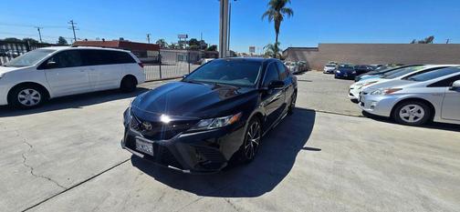 2019 Toyota Camry SE