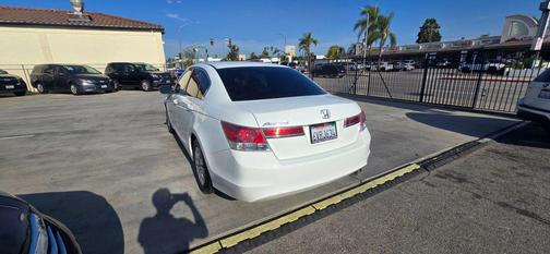 White 2012 Honda Accord SE